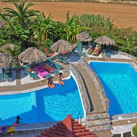 Poledas Apartments Jeorjúpoli Szoba fotó