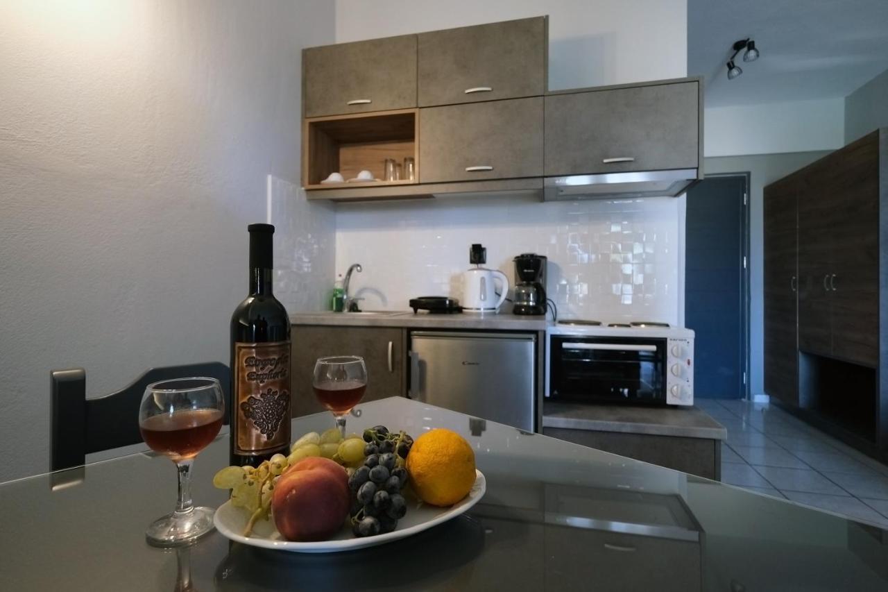 Poledas Apartments Jeorjúpoli Kültér fotó